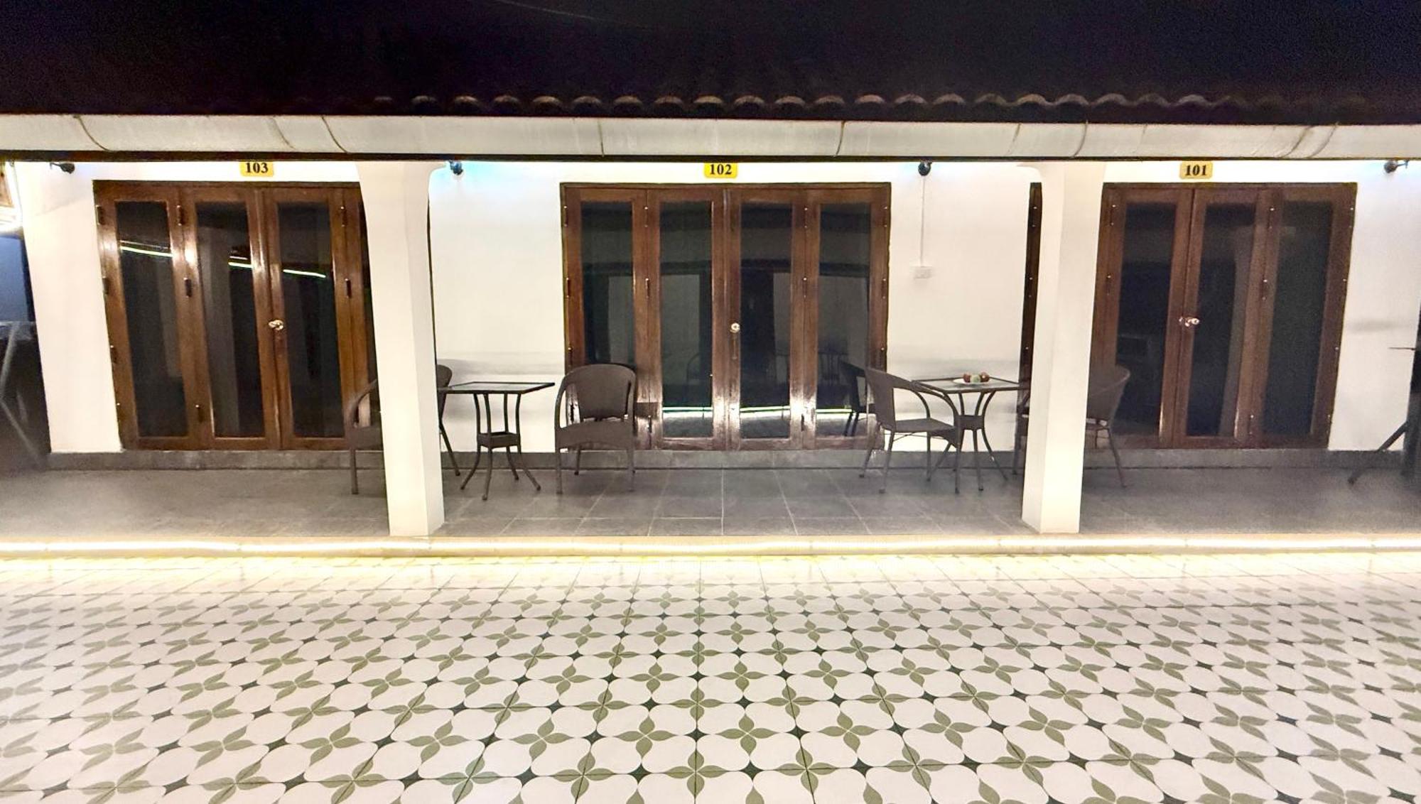 Xin Ya Duo Hotel Luang Prabang Exteriör bild